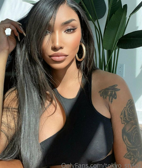 Tokyo Stylez onlyfans leak ass