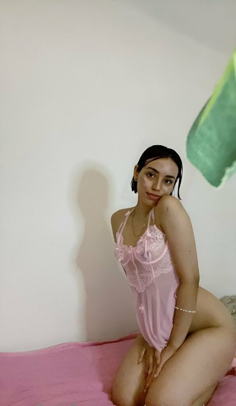 mia latinaa onlyfans nude porn