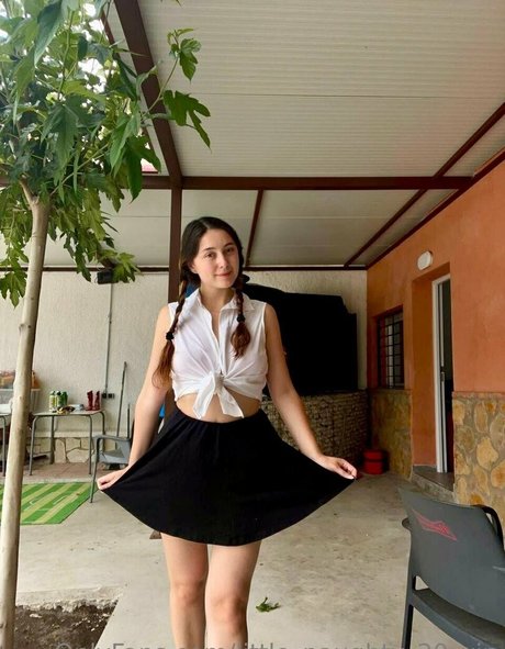 little naughty 20 vip naked onlyfans pics