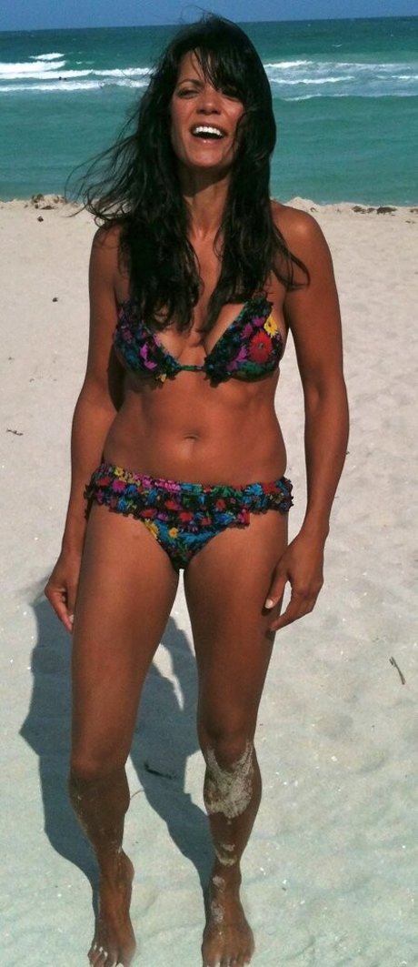 Jenny Powell onlyfans public photos