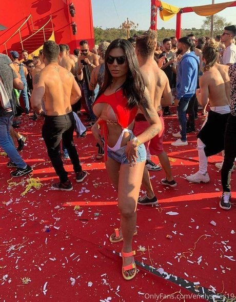 emilysales19 onlyfans porn