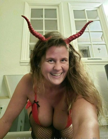 ashleyjordanofficial onlyfans leaked naked