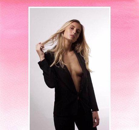 Orane Granger onlyfans leaked tits