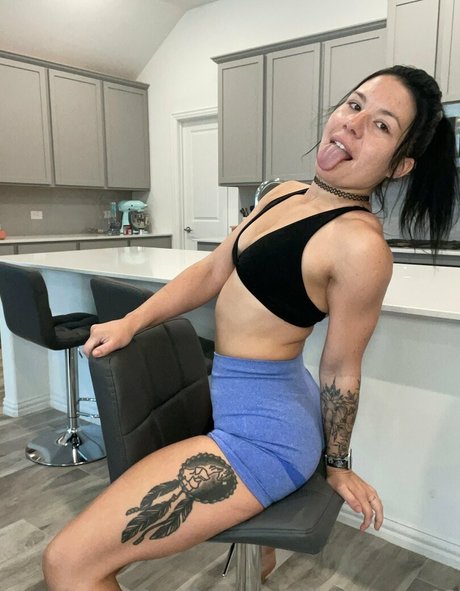 disneyyrose13 onlyfans picture