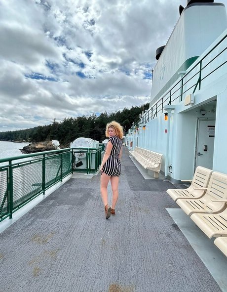 spicenovageektv only fans leak nude