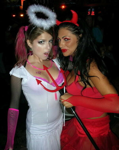 Anna Kendrick onlyfans archives