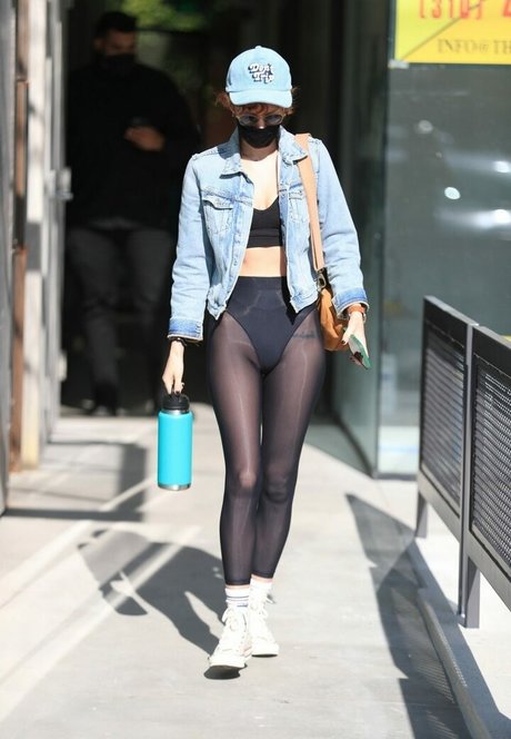 thick latina milf onlyfans perfect frame