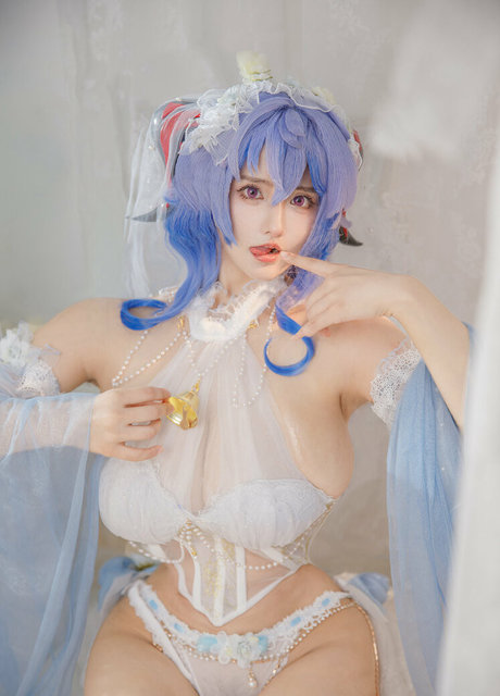 GUAZA onlyfans posts