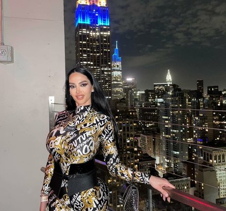 amyanderssen strip onlyfans