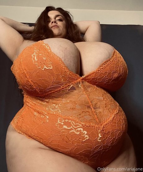 ariajane onlyfans model photos