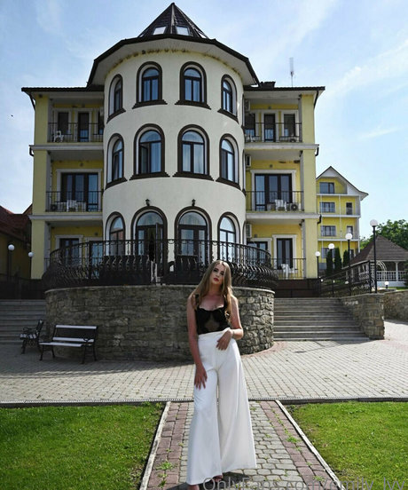 emily lyy nude onlyfans