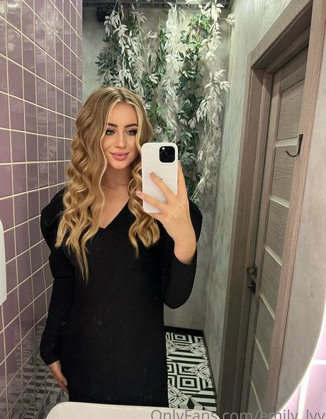 emily lyy sex tape onlyfans