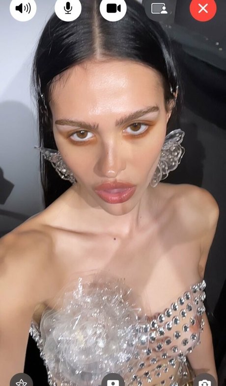 Amelia Gray Hamlin onlyfans star