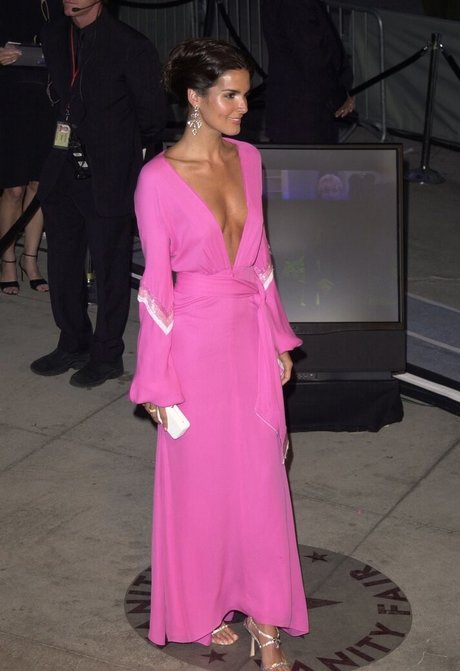 Angie Harmon onlyfans pics nude