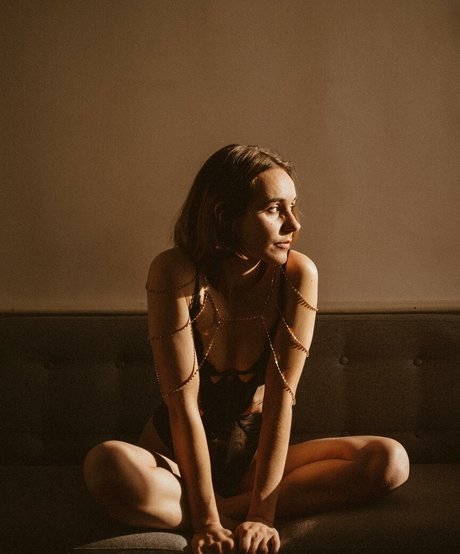 Julia Neyu leaks onlyfans