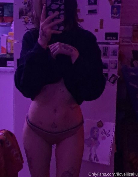 ilovelilsaku onlyfans leaks.