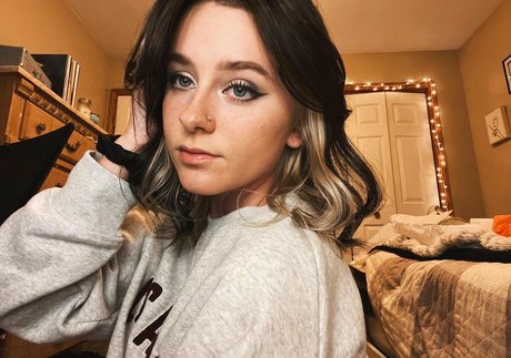 granny feet onlyfans hot self-portrait