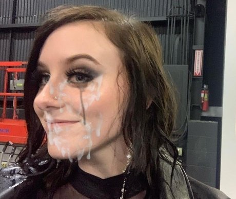 beach bunny onlyfans free porn selfie