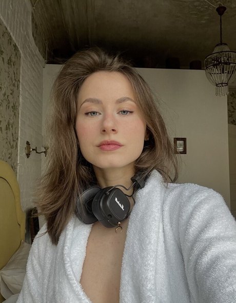 Toma Efremova leaks only fans