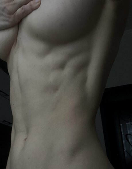 Toma Efremova free onlyfans