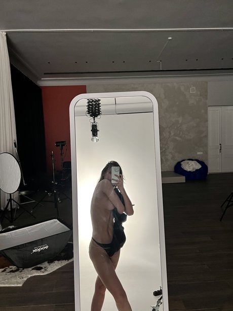 Toma Efremova only fans pics