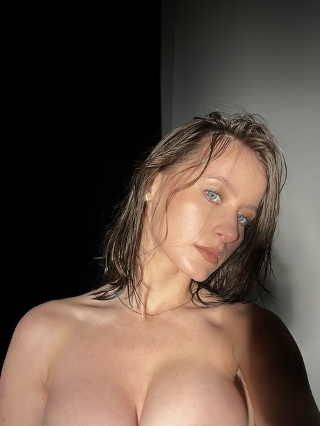 Toma Efremova only fans