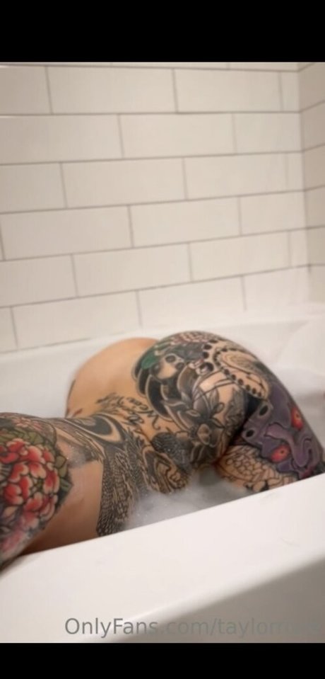 Taylor Roze onlyfans lesk