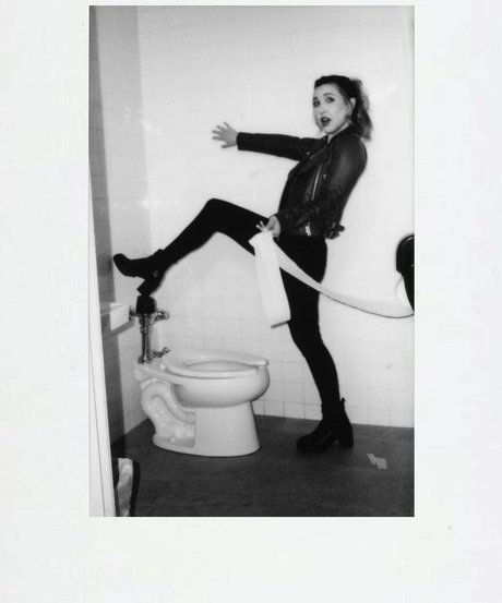 Taylor Tomlinson onlyfans content leaked