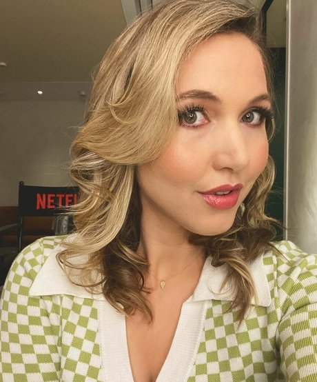 Taylor Tomlinson nude porn onlyfans