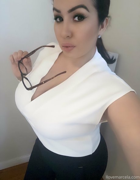 latinamilfnyc nude leaked onlyfans