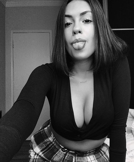 Vitoria Marcilio  selfie