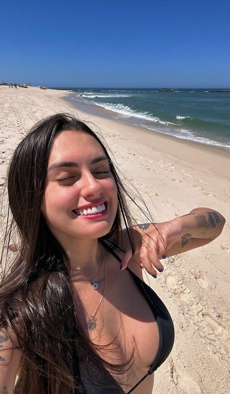 Vitoria Marcilio onlyfans leaked nudes