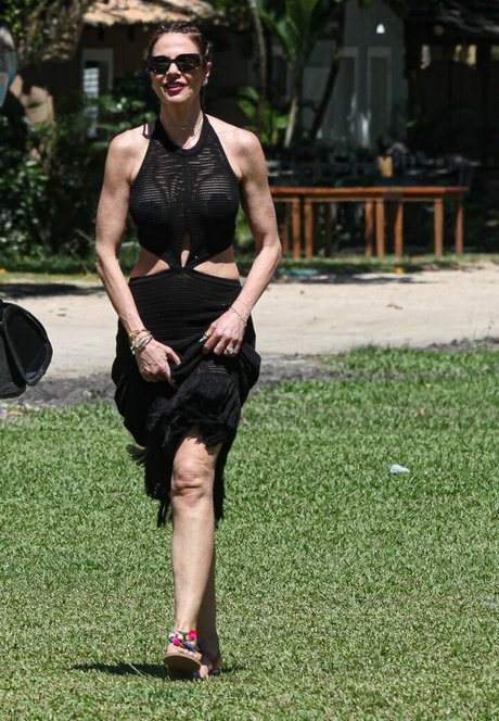 curvy teen onlyfans beautiful glimpse