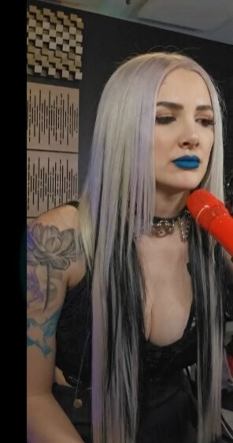 Addie Nicole Amick onlyfans desnuda