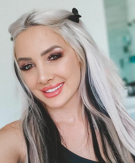 Addie Nicole Amick leaks onlyfans