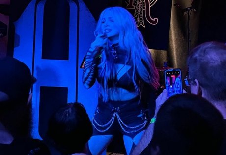 Addie Nicole Amick onlyfans naked pics