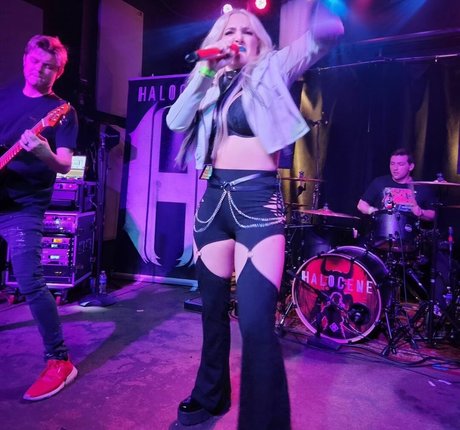 Addie Nicole Amick leaked only fans porn