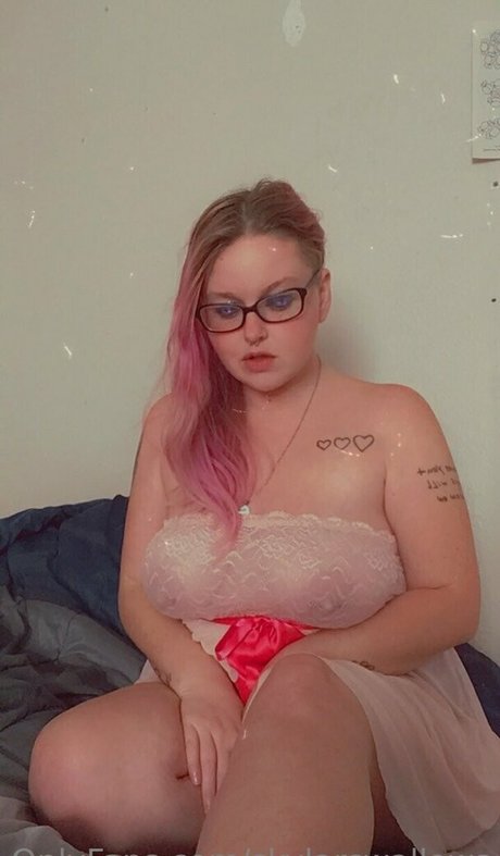 skylarswallows onlyfans leak ass