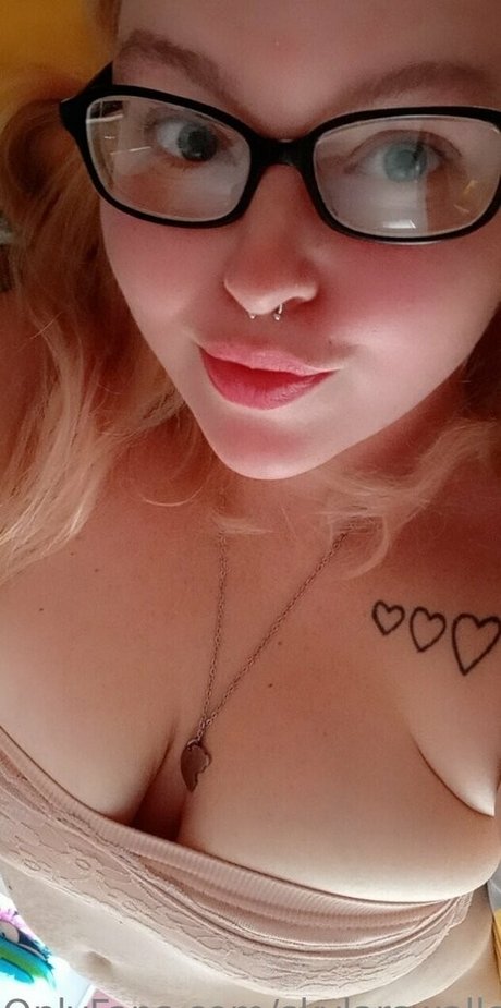 skylarswallows only fans nude leaks