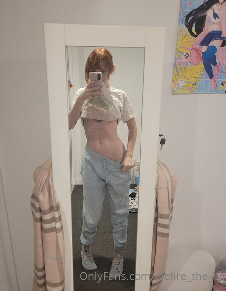 elefire the elf only fans nude