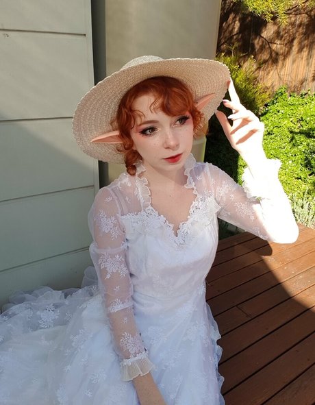 elefire the elf onlyfans star