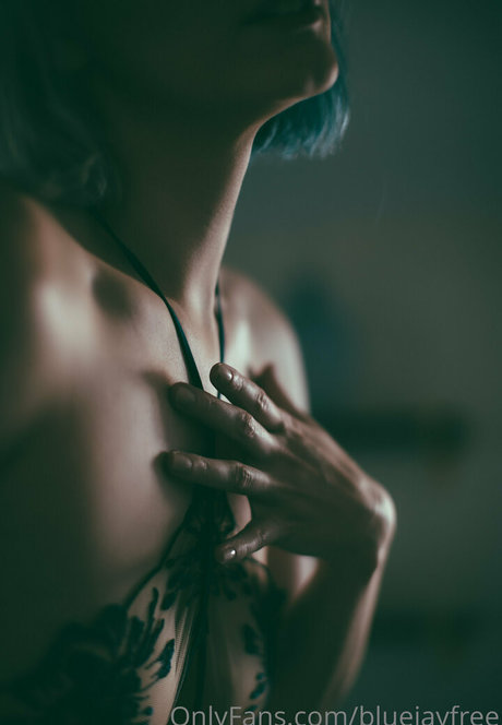 huge tits milf onlyfans free nude picture