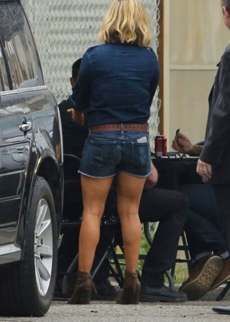 mom blowjob onlyfans free naked depiction