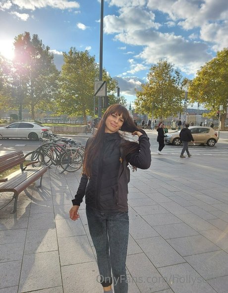 hollysunny onlyfans picture