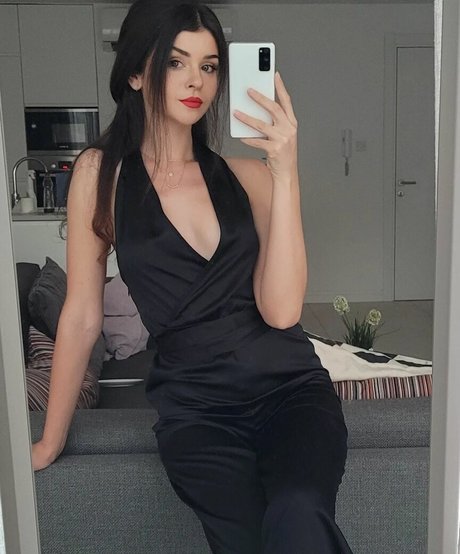 Chloe Lockley sex onlyfans