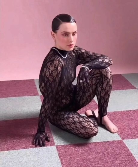 Daisy Ridley only fans pic