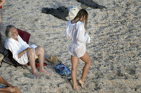 Alexis Ren onlyfans leak nudes