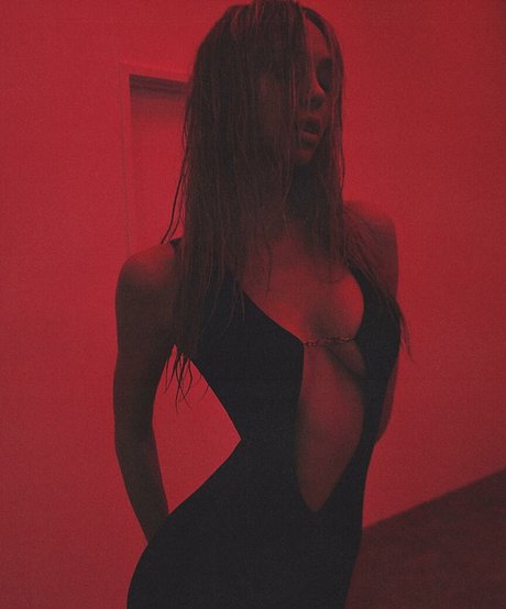 Alexis Ren onlyfans leaked nudes