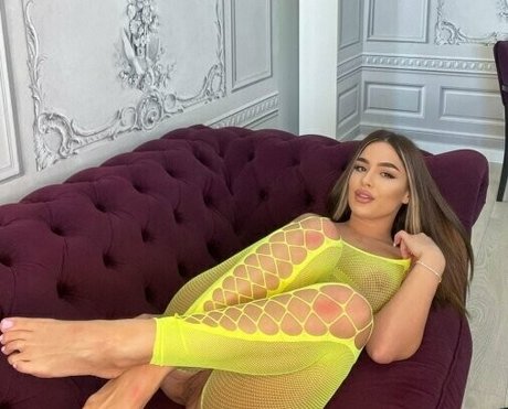 kira naughty Profile image