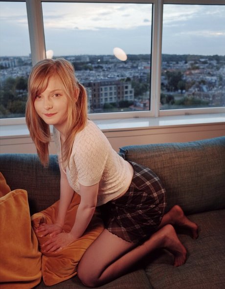 Ella Freya onlyfans creator
